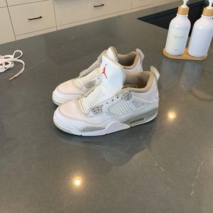 Jordan 4’s